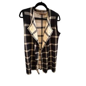 Belldini Black and Cream Plaid Vest
